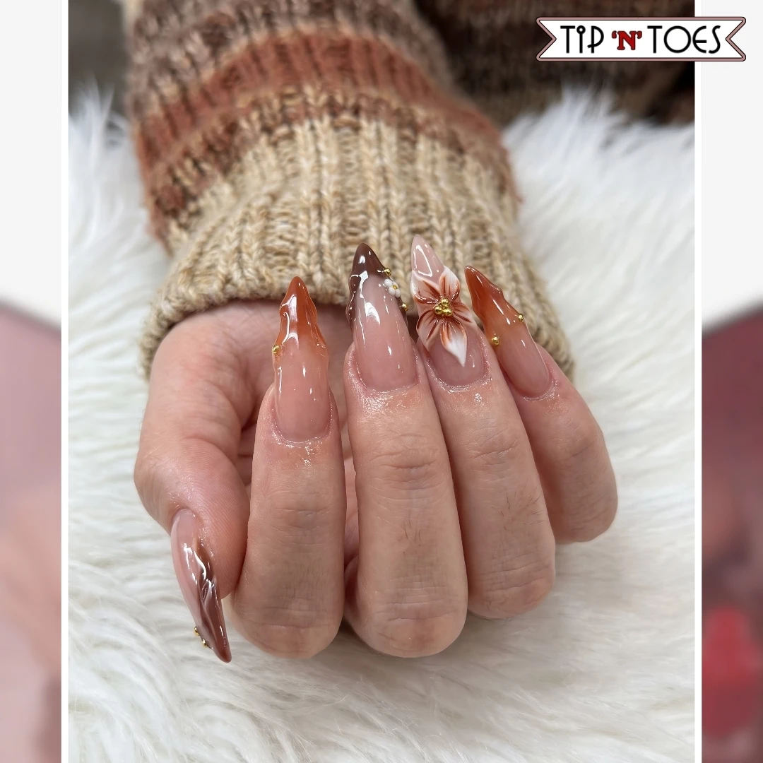 Gel nails art